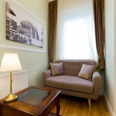 Roland Apartments Budapest Extérieur photo