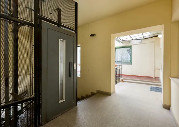 Roland Apartments