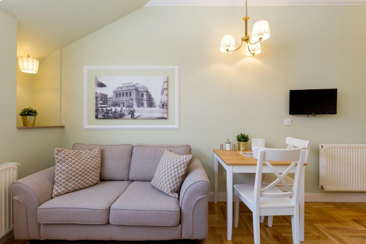 Roland Apartamento